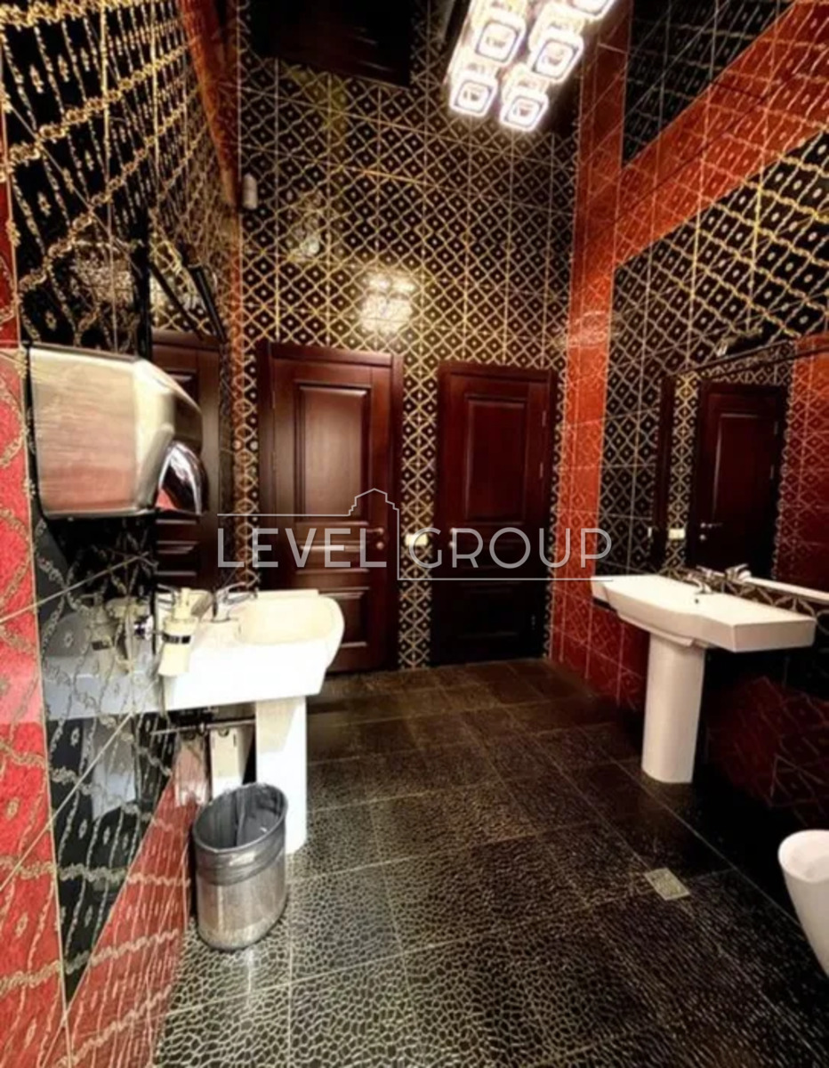 Стеценка вул., 27