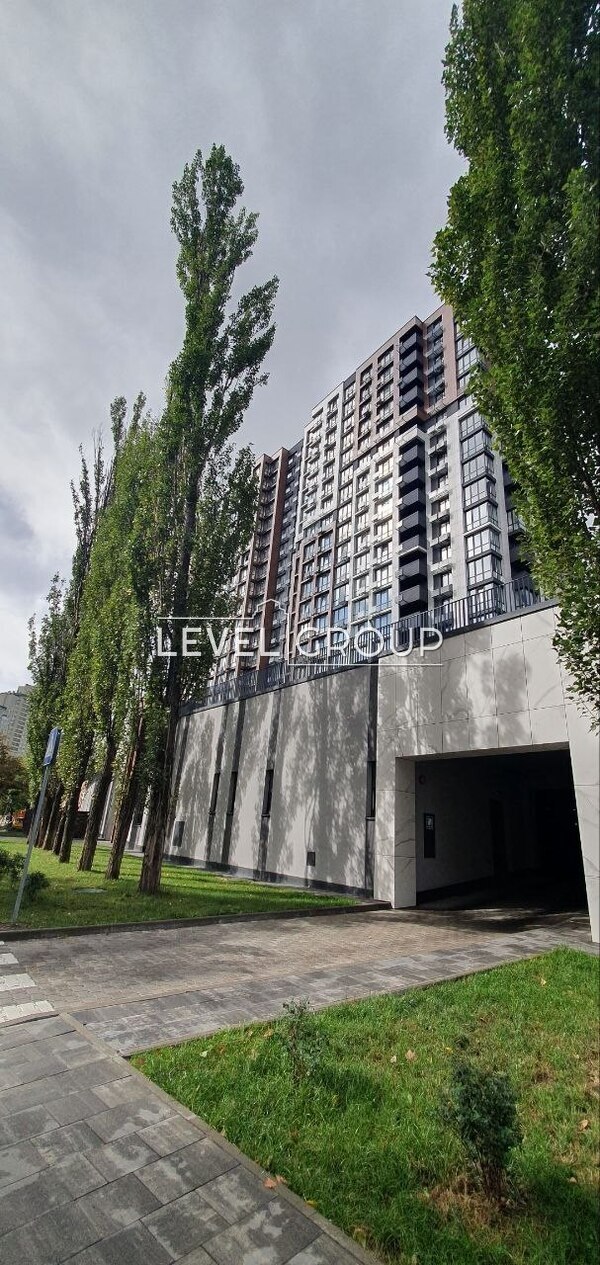 Mokra St. (Kudryashova), 8-10