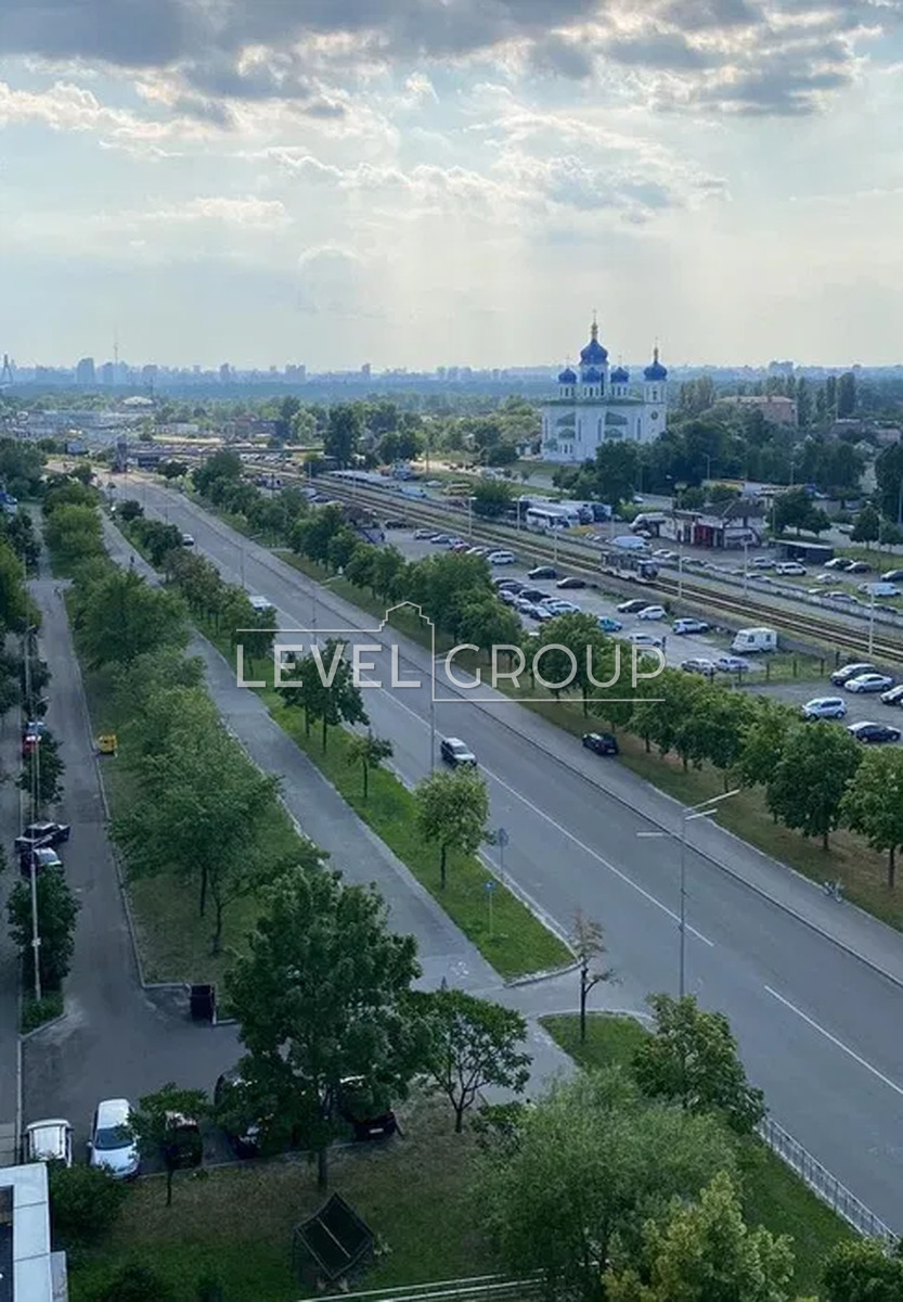 Architect Nikolaev St., 17