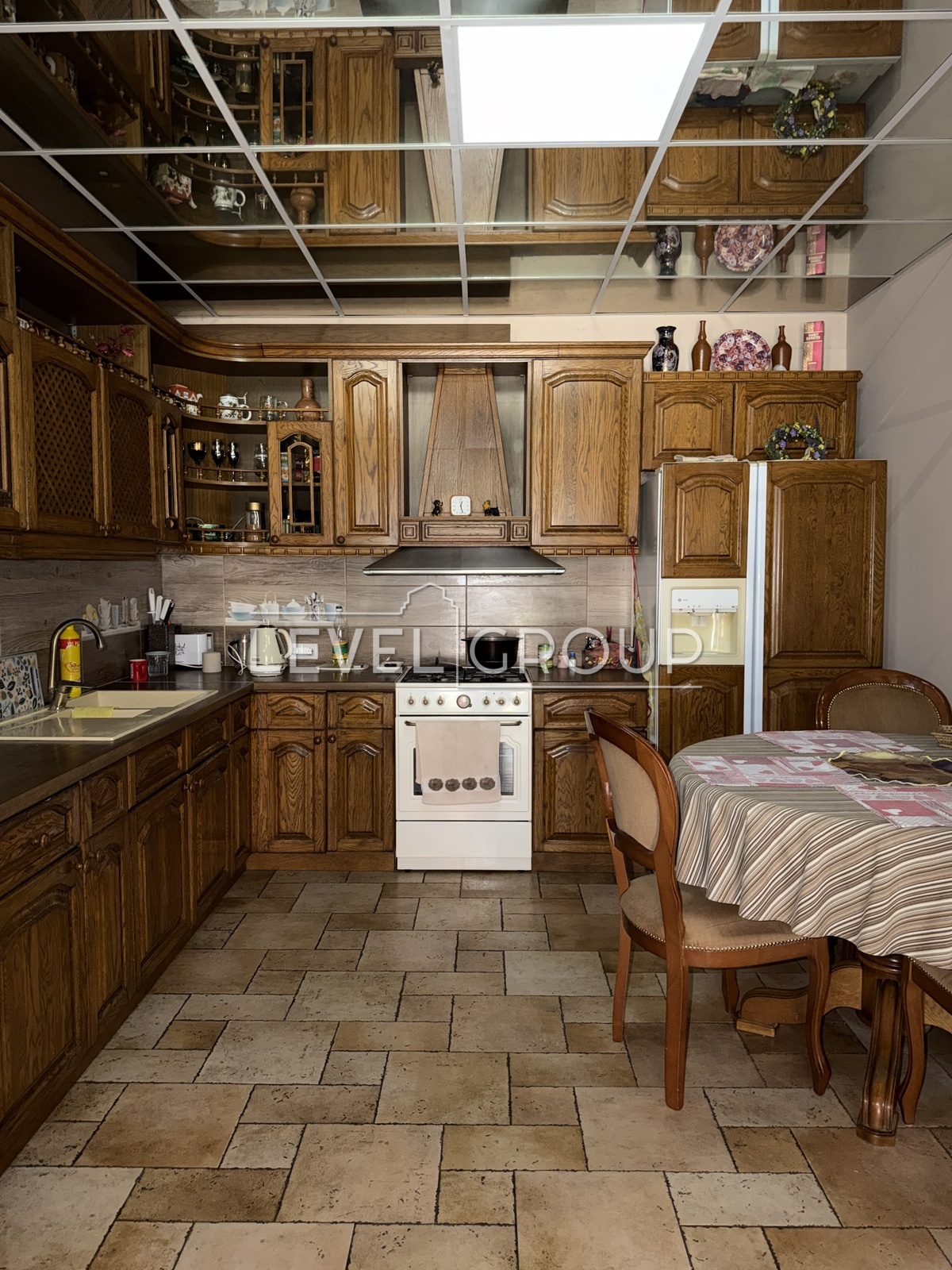 Yasnopolyanska, 33-G