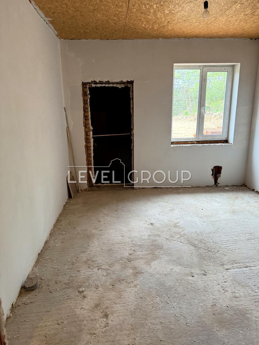 Пудгірна вул., 32