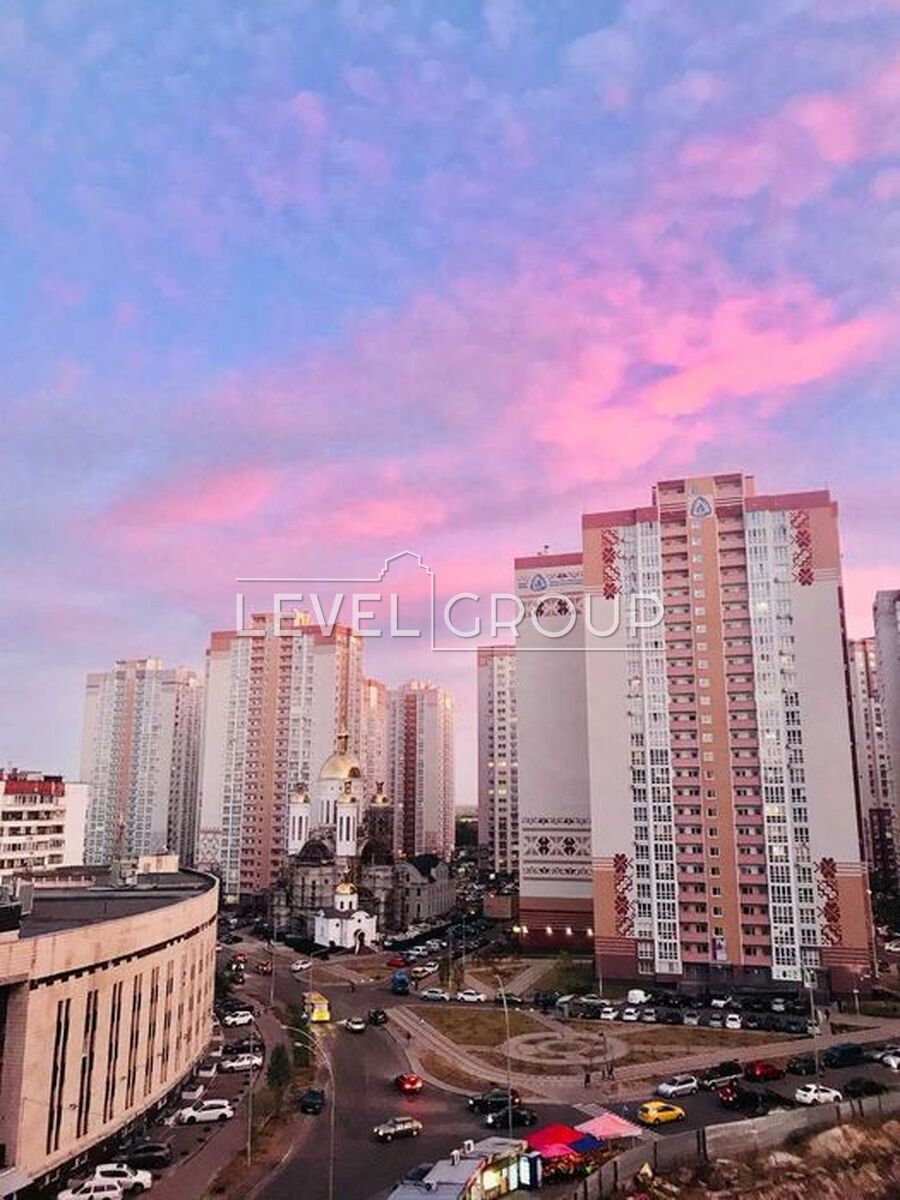 Бориса Гмирі вул., 6