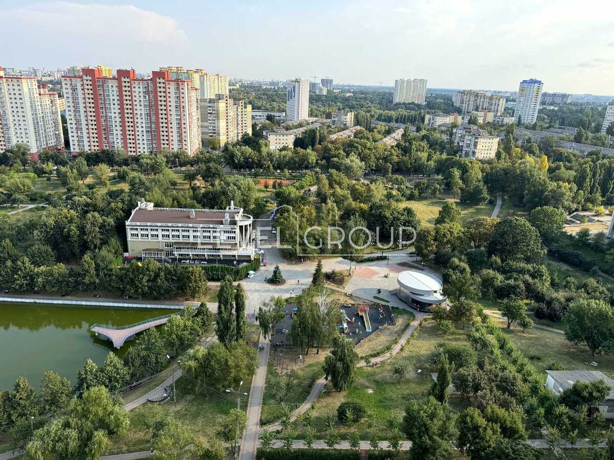 Vaclav Havel Blvd. (Ivana Lepse), 9A