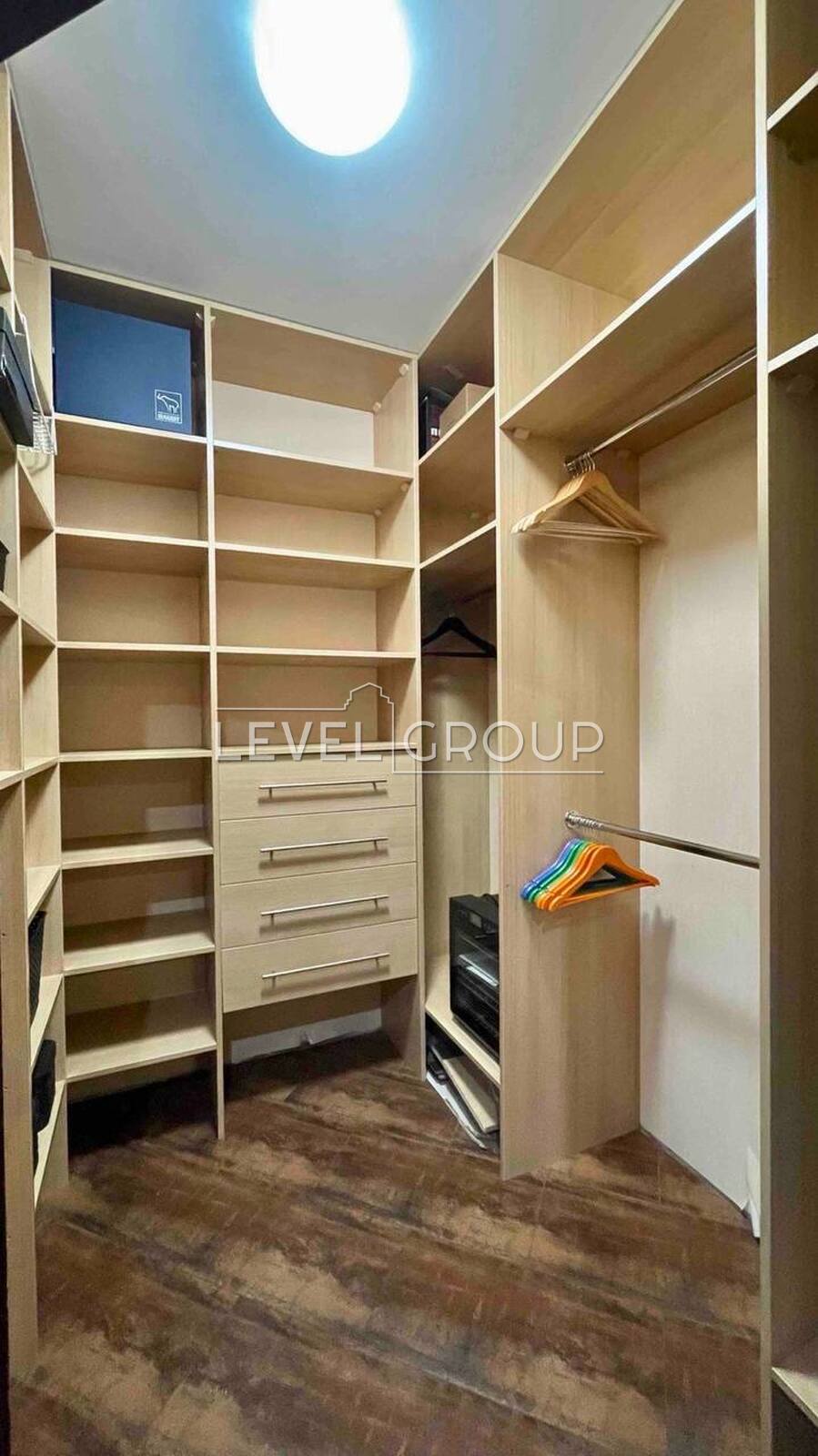 Yuriy Shumsky St., 1B