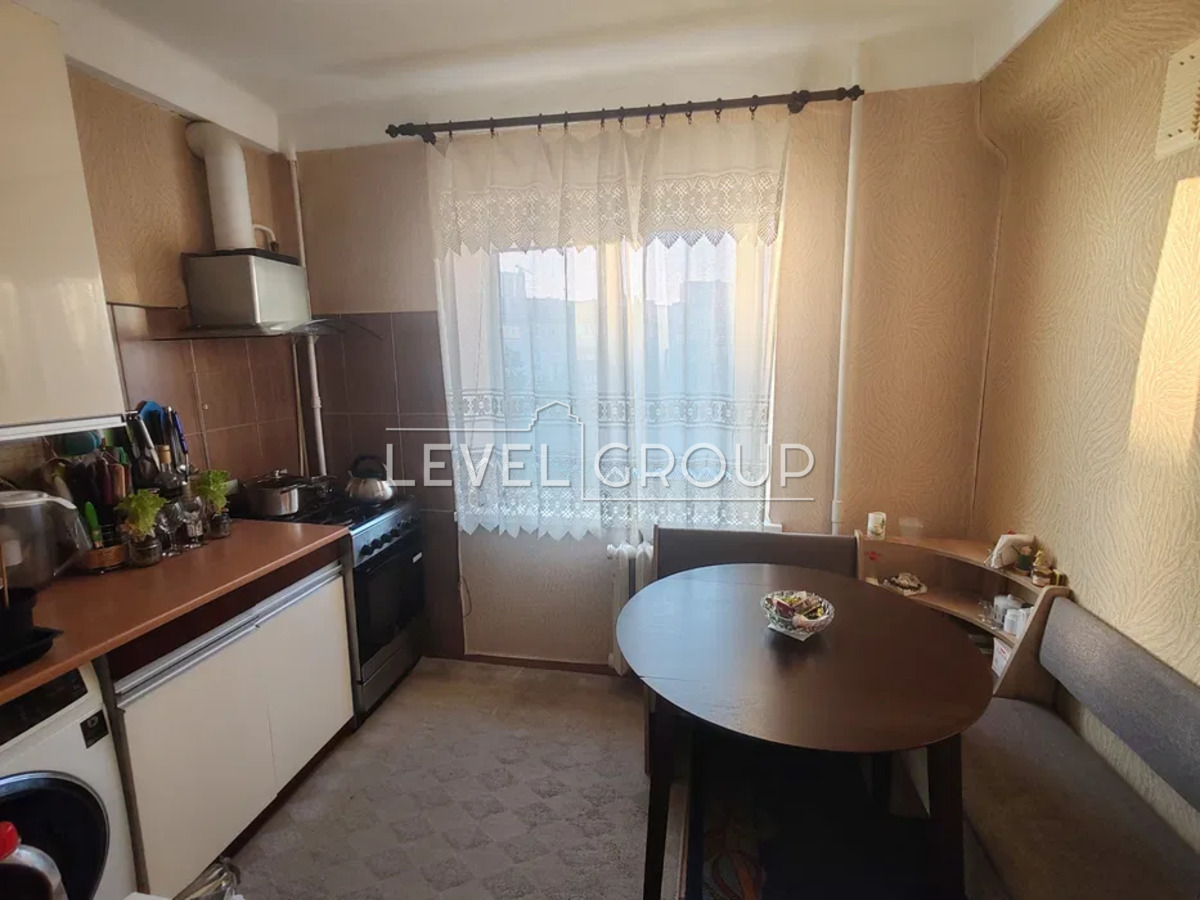 Yaroslav Hasek blvd., 7a