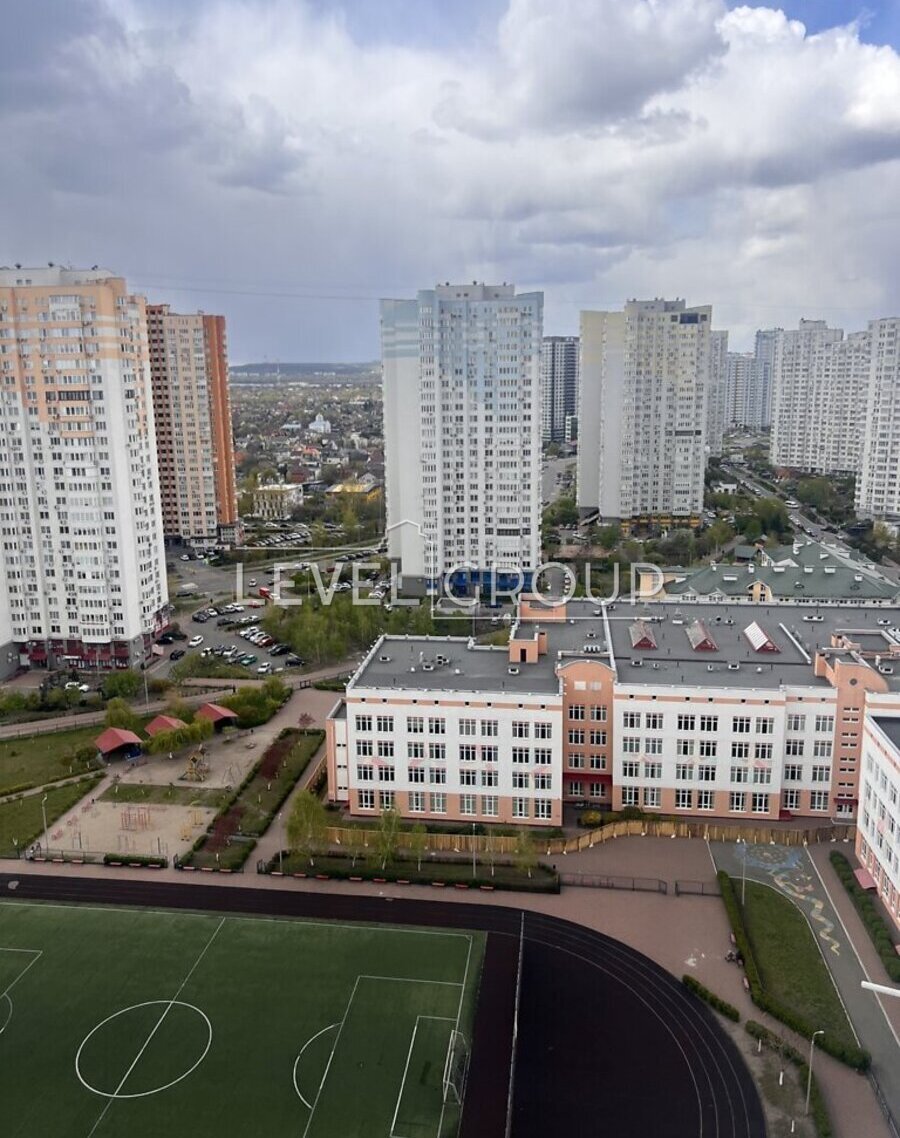 Бориса Гмирі вул., 2