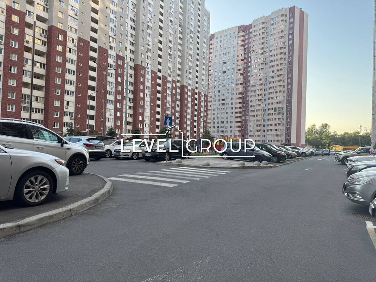 Балтійський пров., 5
