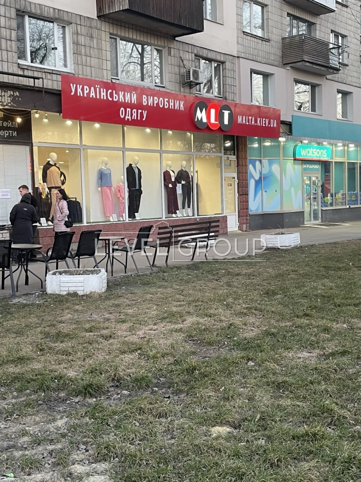 Kyrylivska St. (Frunze), 111