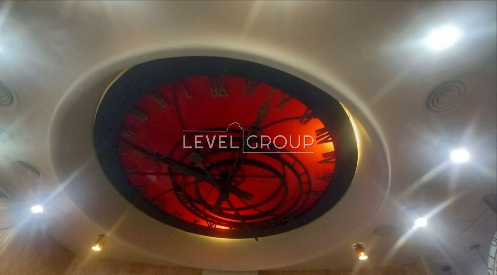 Раїси Окіпної вул., 10а