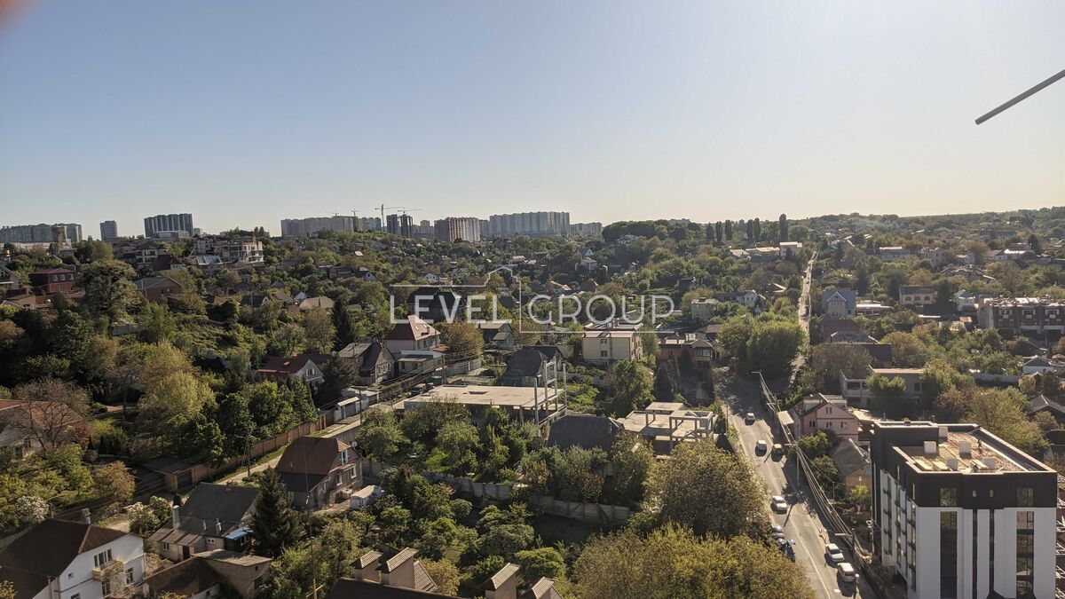 Валерія Лобановського просп. (Червонозоряний), 126Г