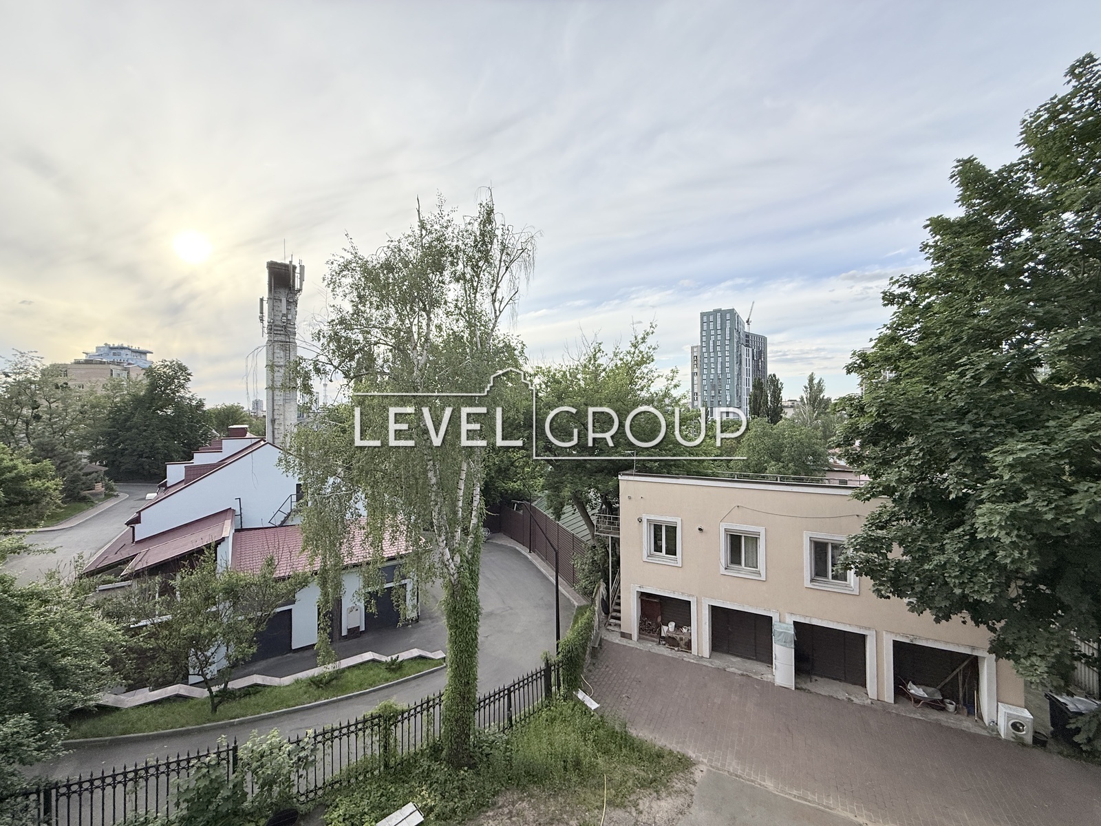 Миколи Пимоненка вул., 8а