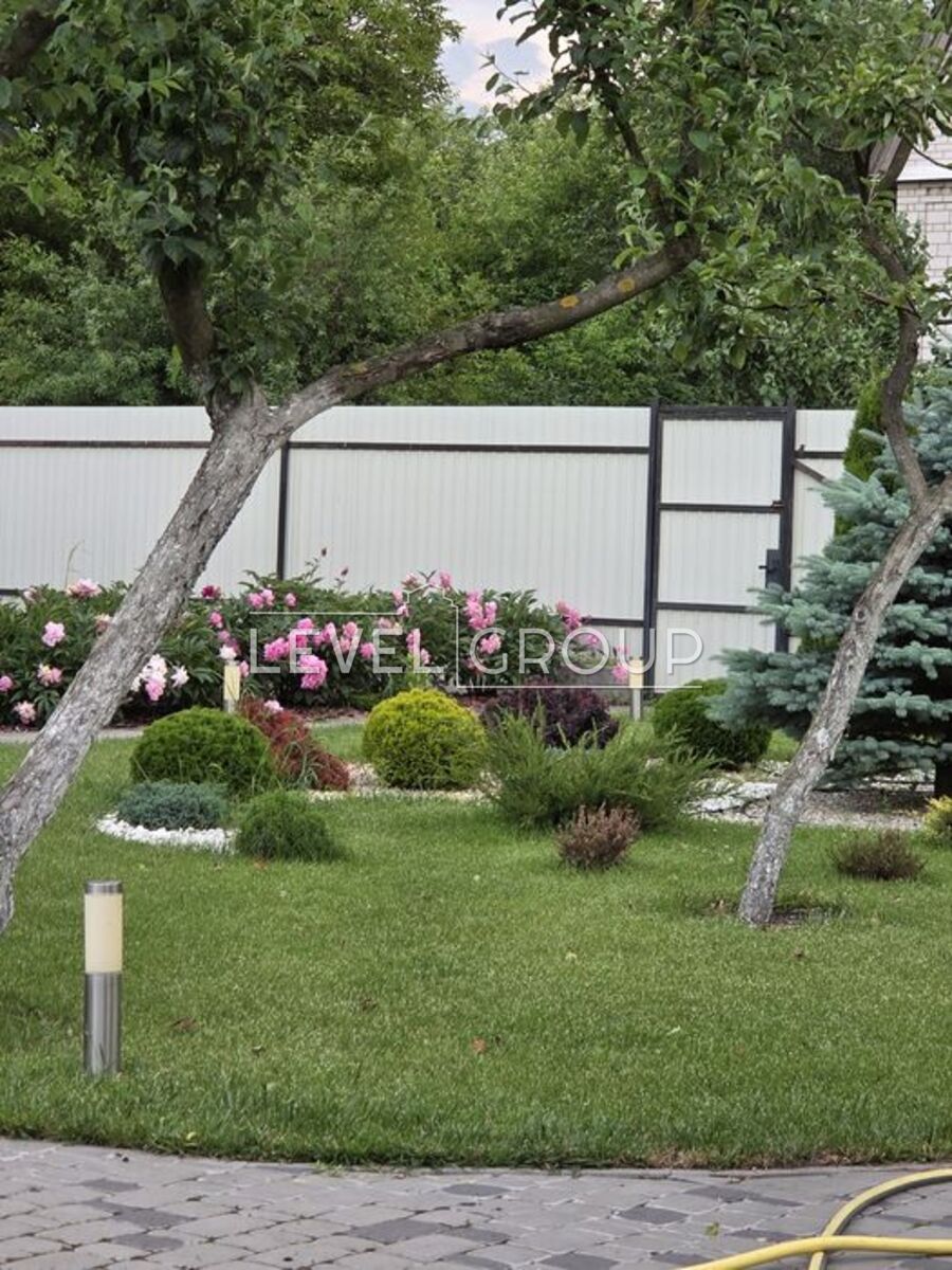 1 лінія вул., 909