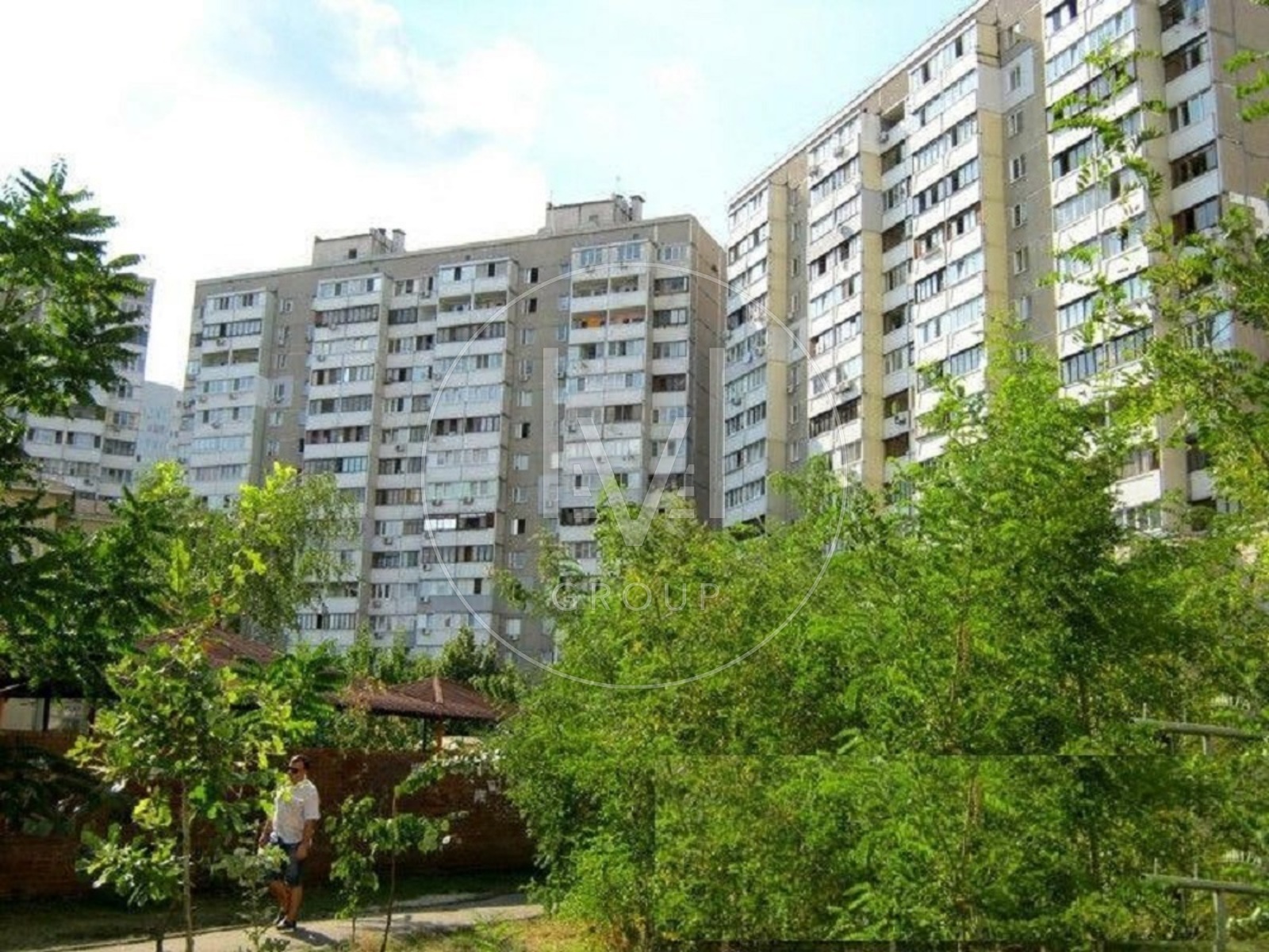 Олександра Мишуги вул., 3