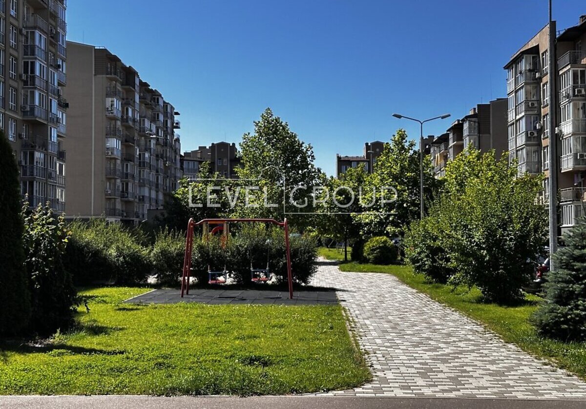 Metrological Street, 60