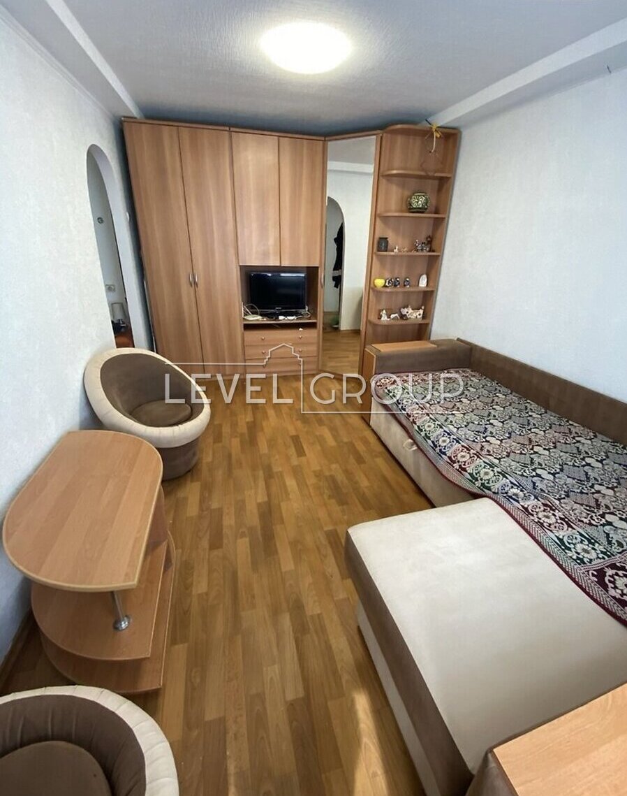 Симиренка вул., 7б