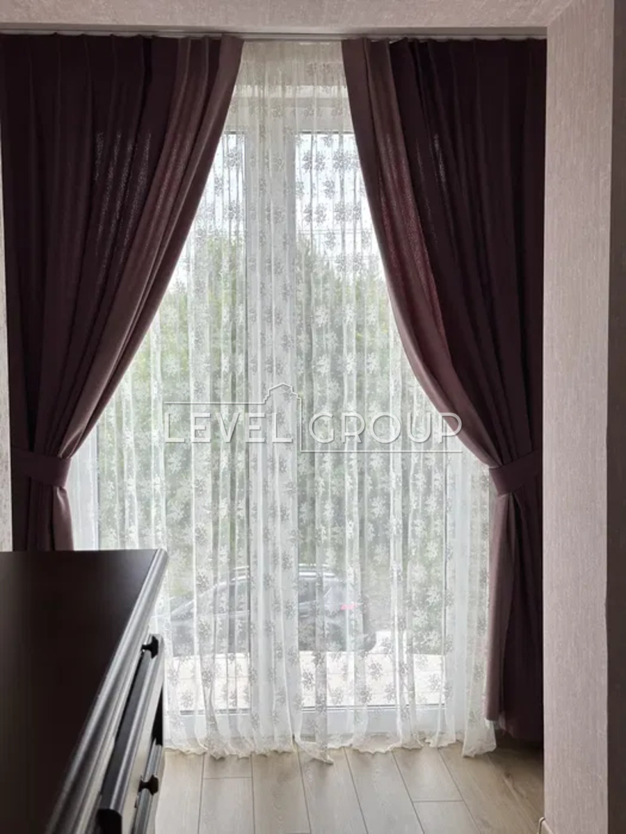 Київська вул.