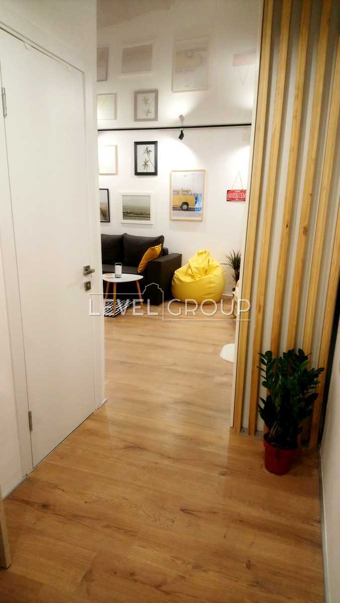 Olesya Honchara St., 75