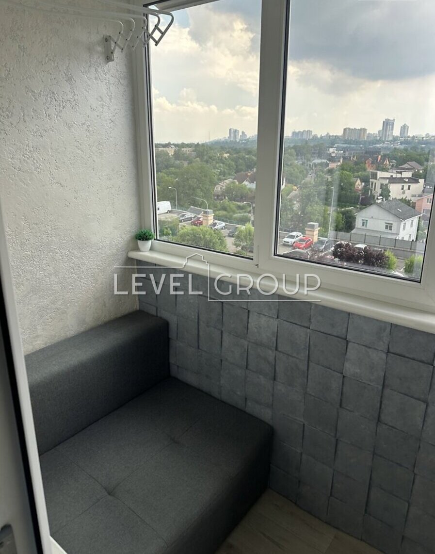 вул. Сергія Данченка, 28Б