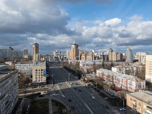 Лесі Українки бульв., 36б