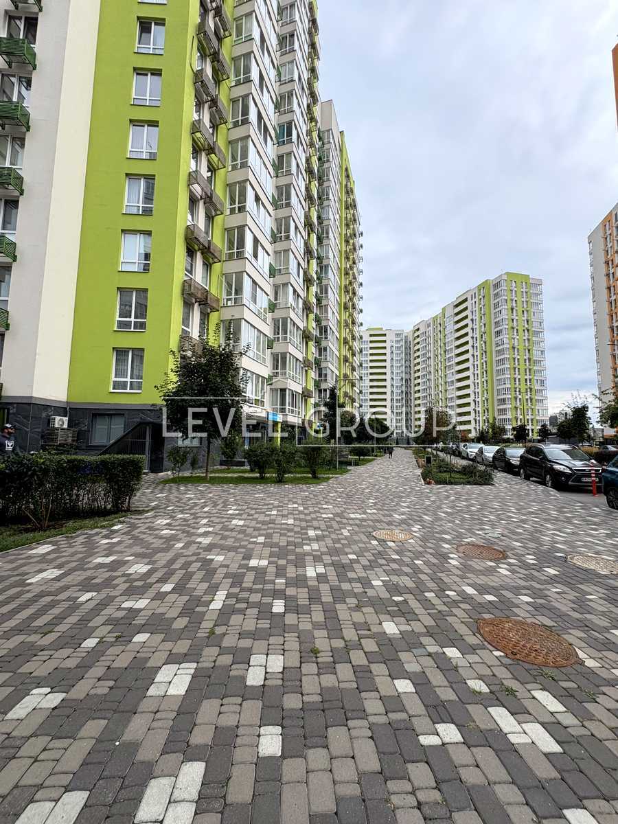 Olesya Berdnyk St., 1D