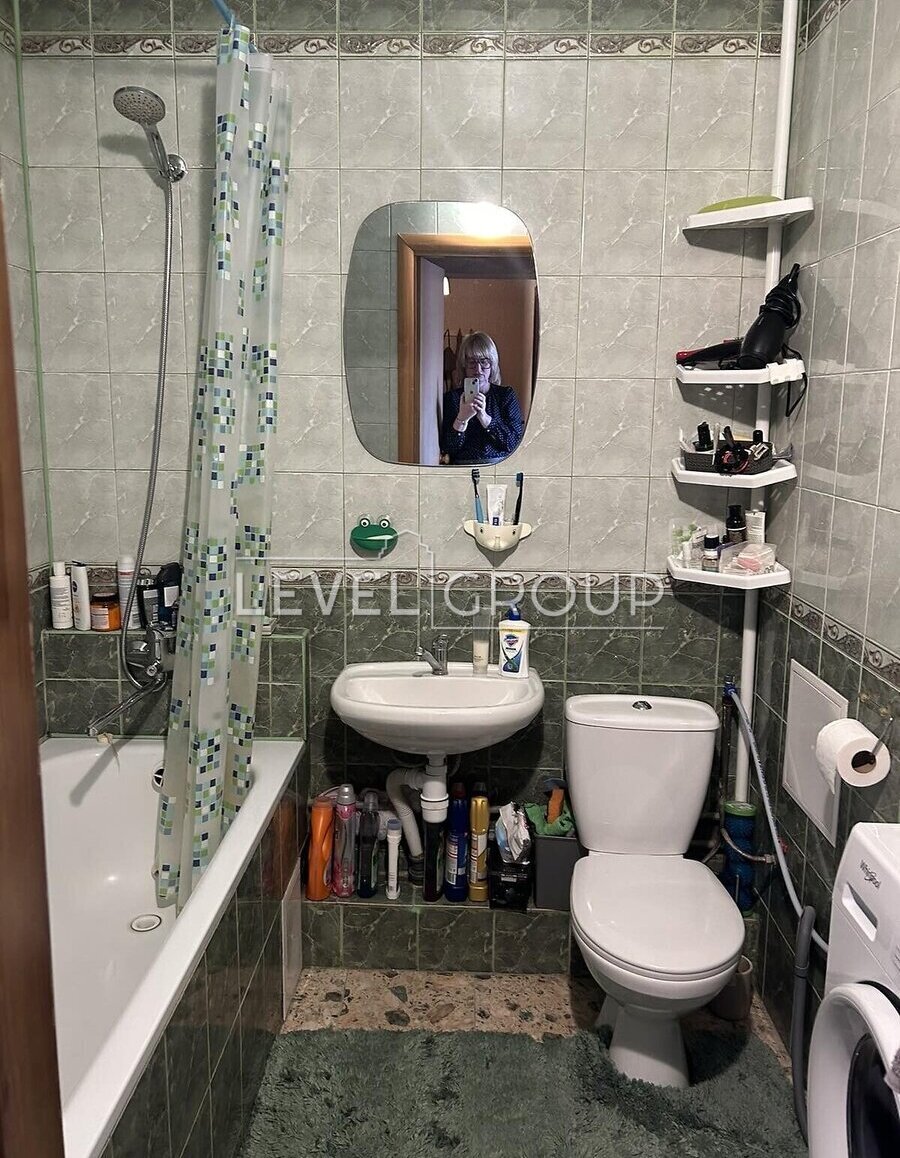 Олени Пчілки вул., 2Б