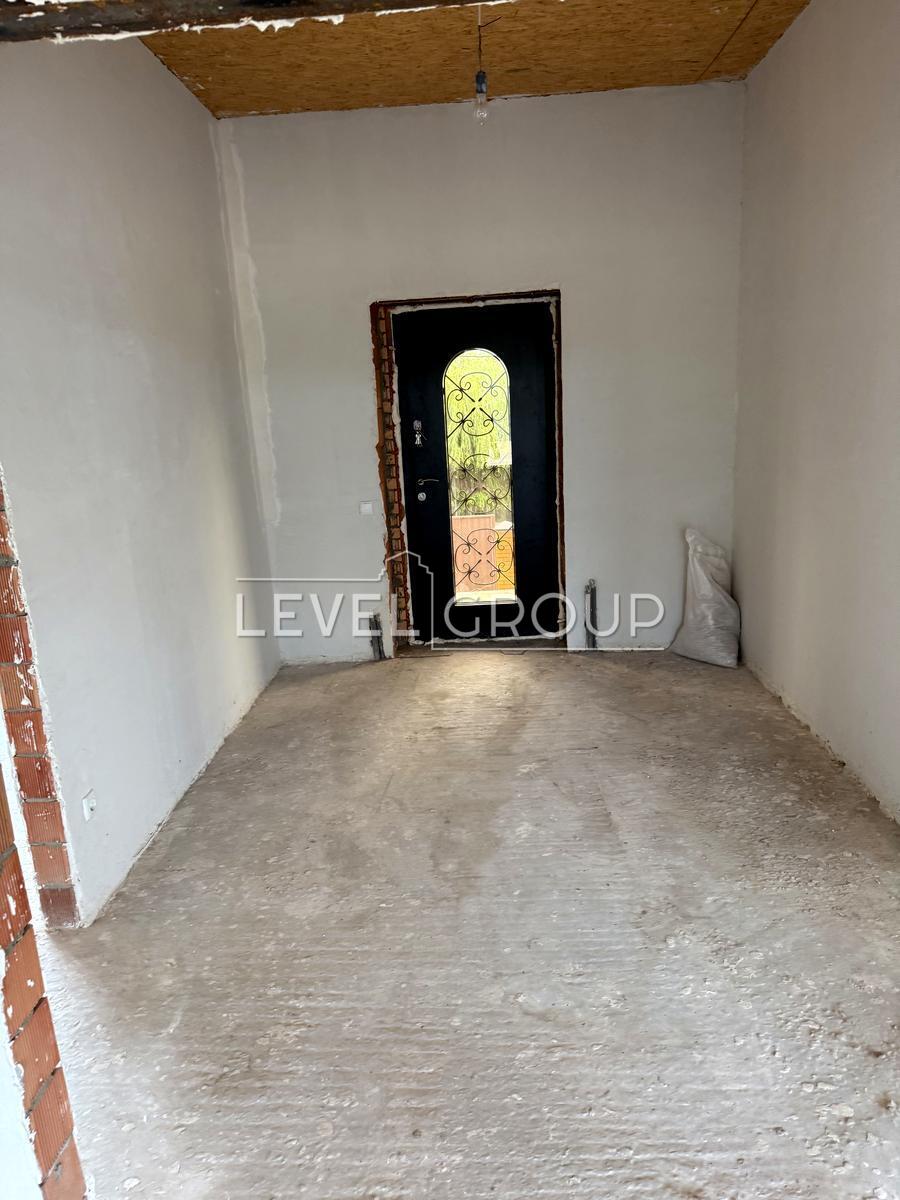 Пудгірна вул., 32