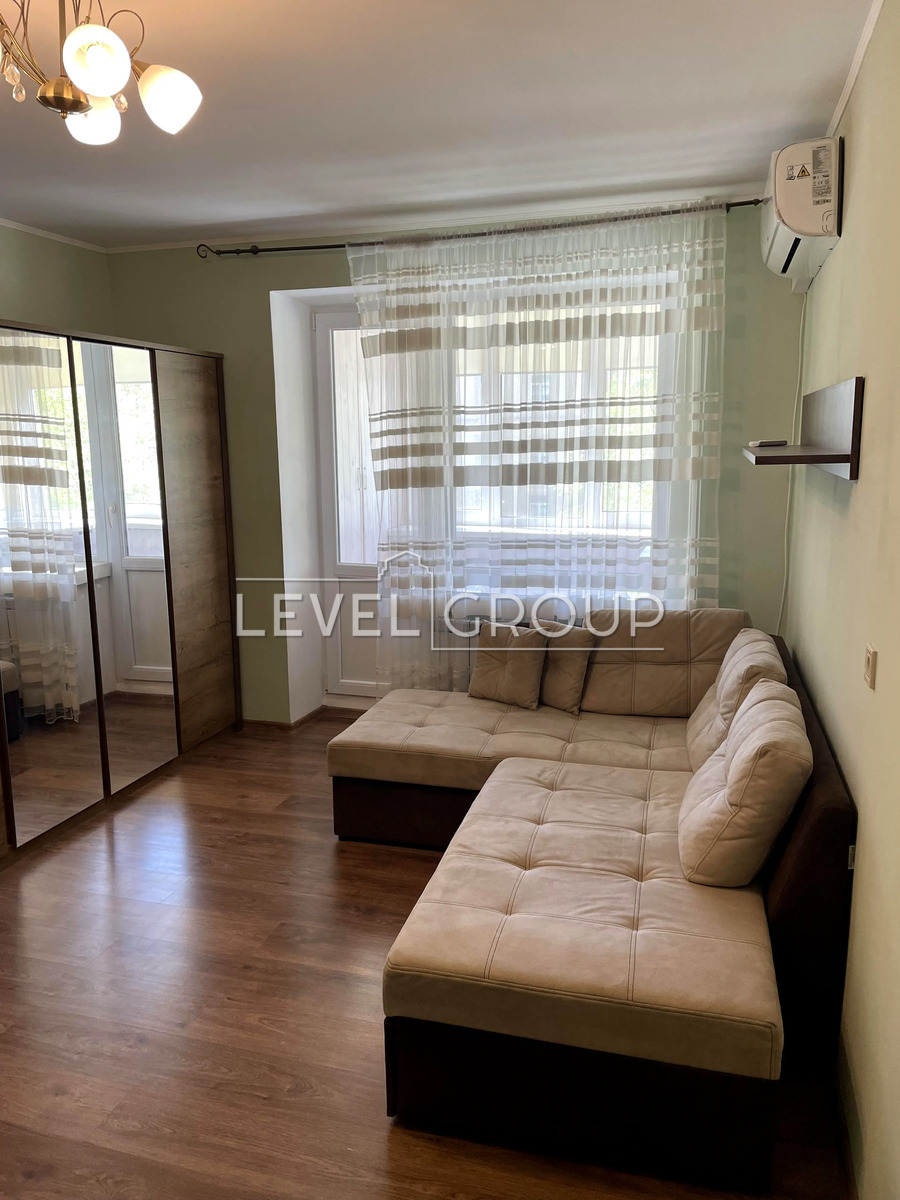 Гарматна вул., 21