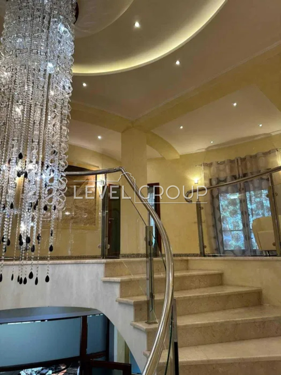 Шевченка, 18