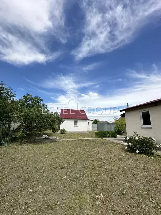 M. Karpenko St. (Kosiora), 4