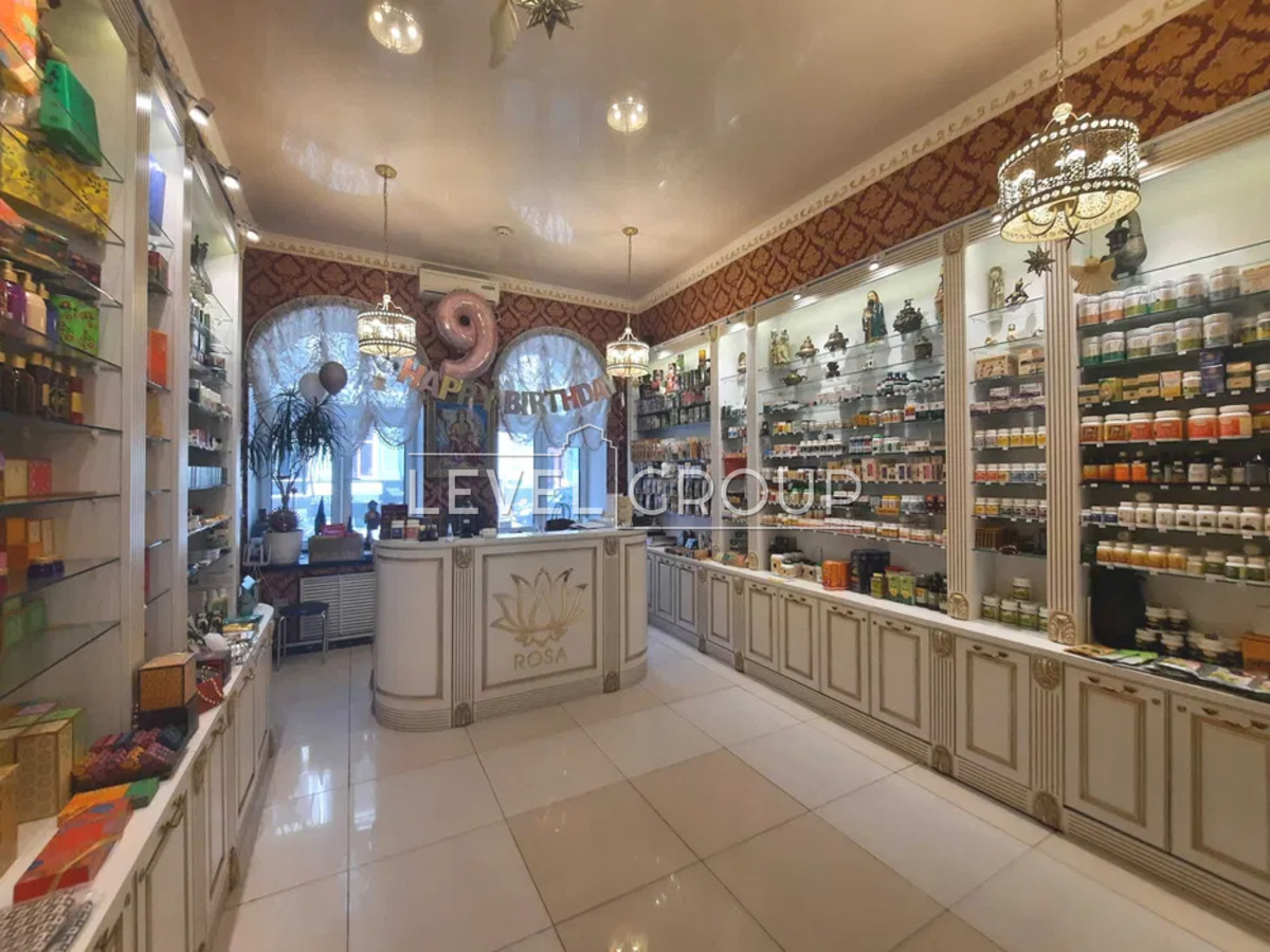Михайлівська вул., 24