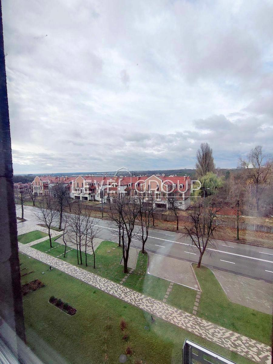 Метрологічна вул., 107