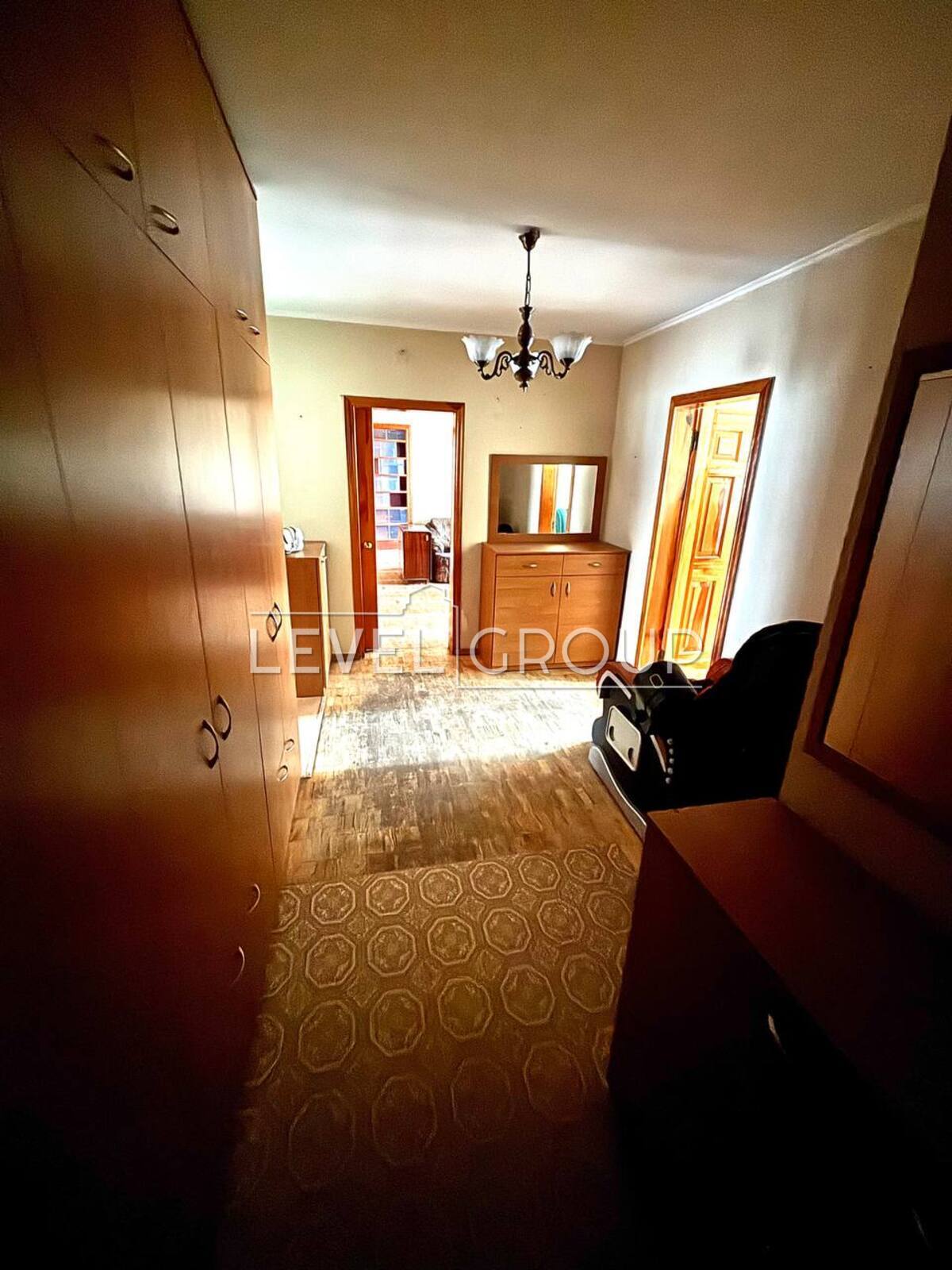 Миколи Закревського вул., 13