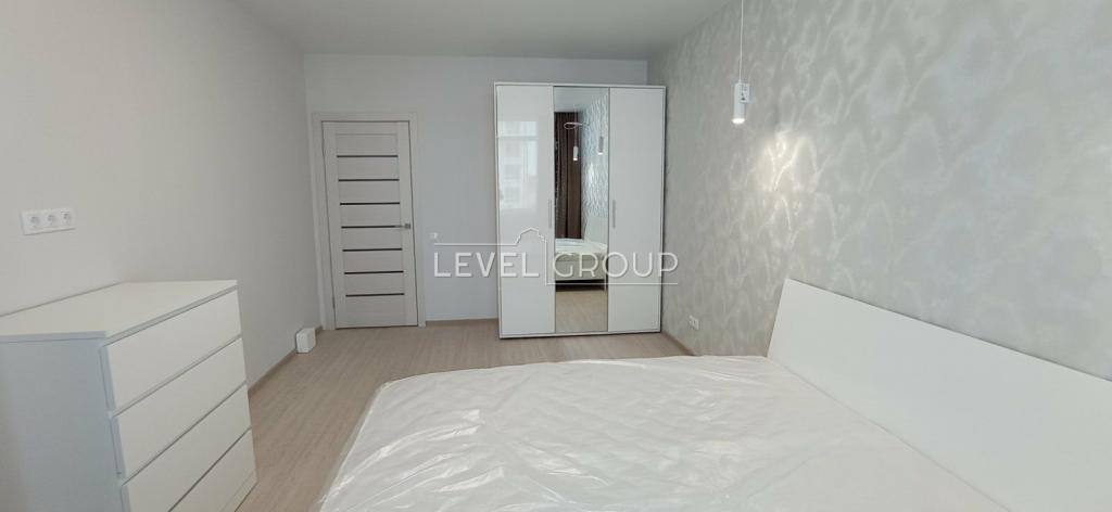 Heroes of the Heavenly Hundred Avenue, 38