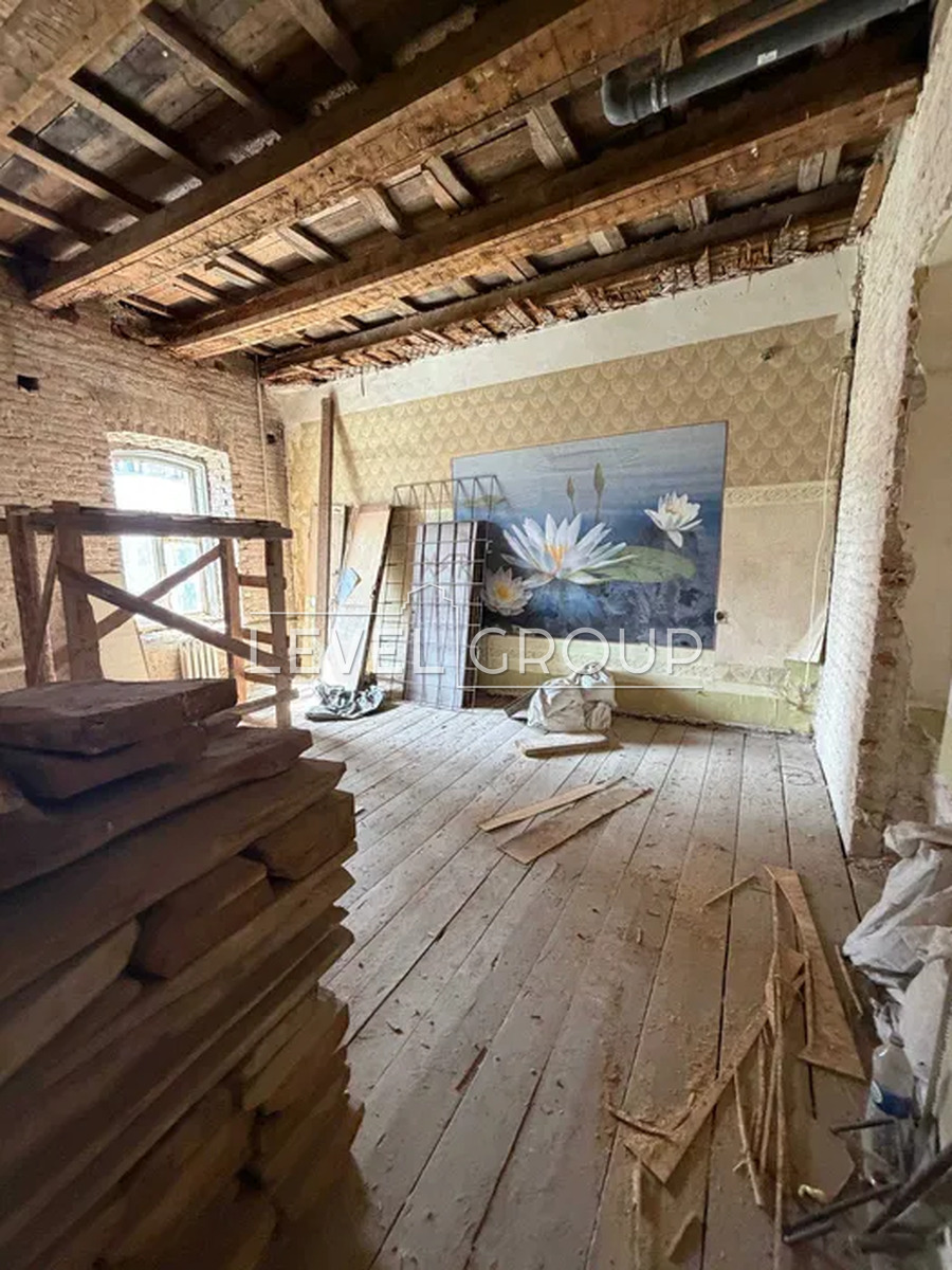 Велика Васильківська вул. (Червоноармійська), 12