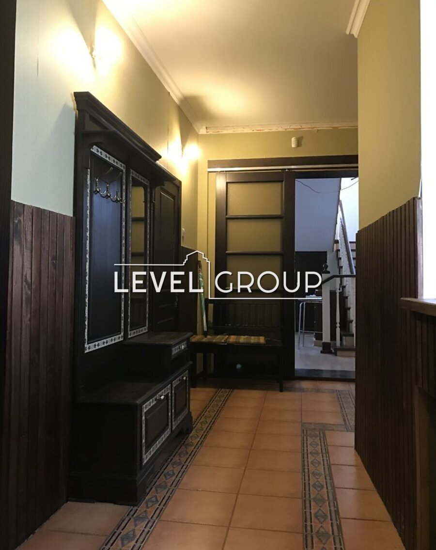 Dobryi Shlyakh St., 63