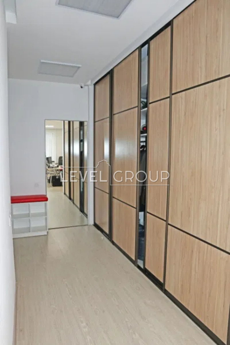 Antonovych St. (Gorky), 131