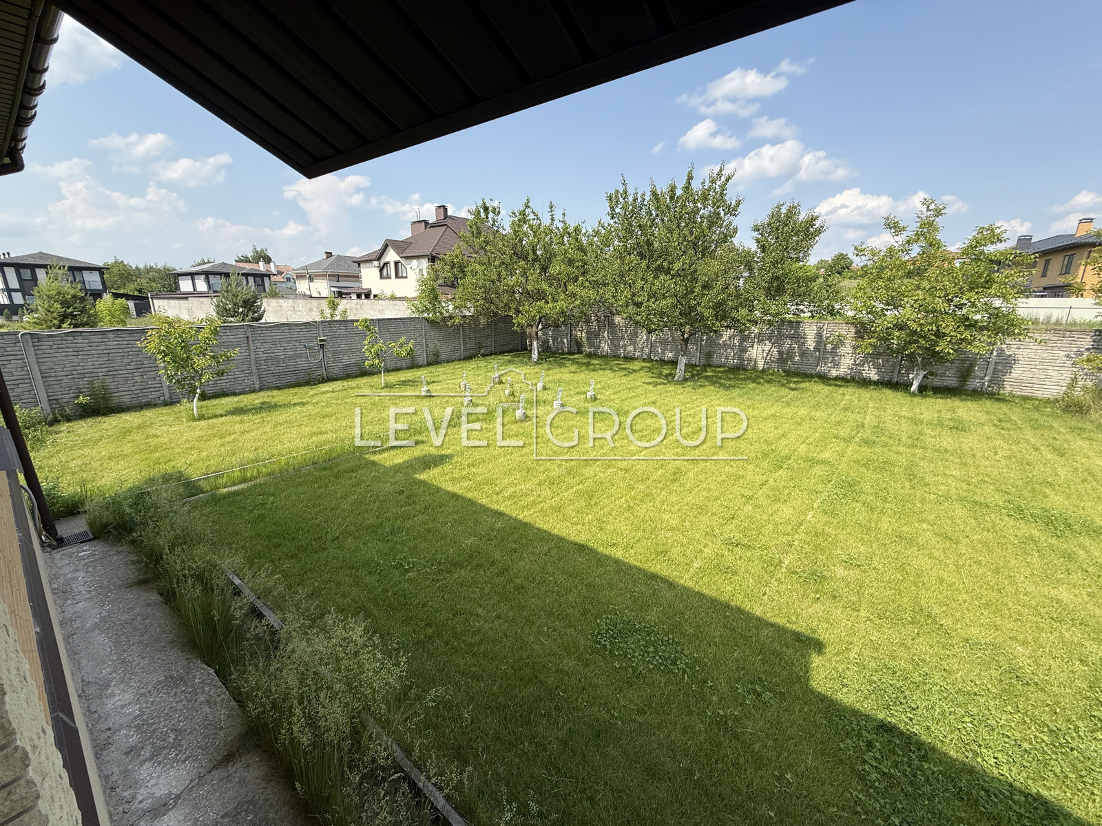 Миколаївська, 37