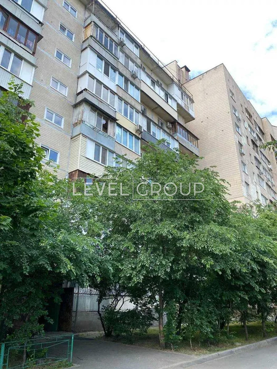 Левка Лукяненка вул. (Маршала Тимошенка), 6