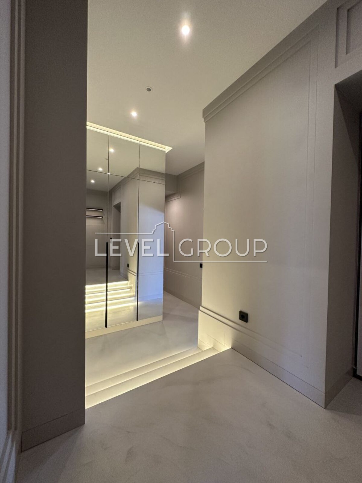 Узліссівська, 10