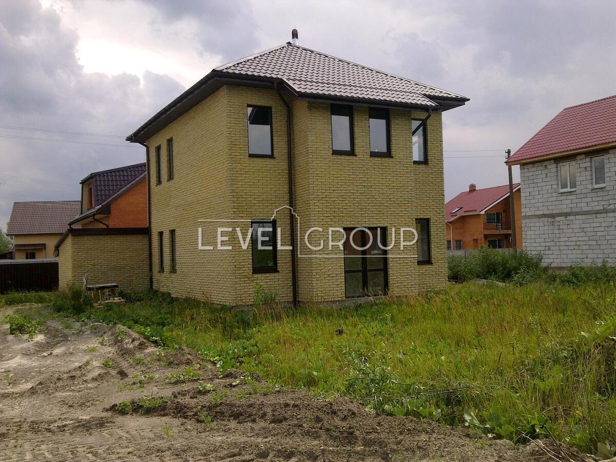 Mykola Leontovych St., 8