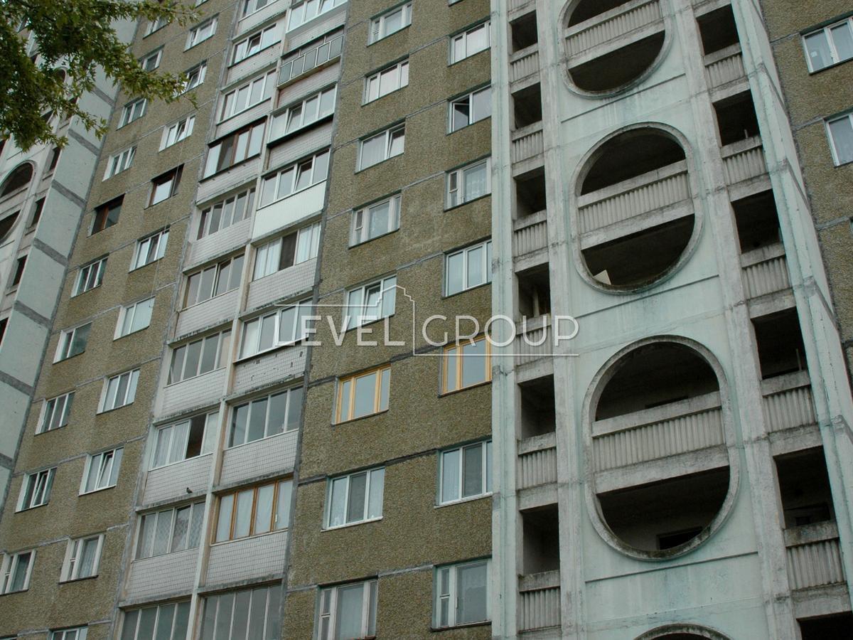 European Union Ave. (Pravdy), 8A