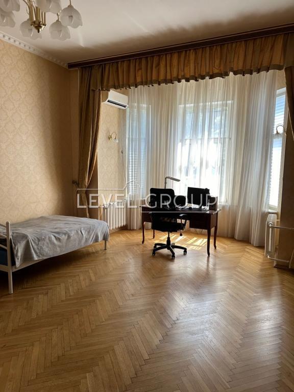 Olesya Honchara str., 88b