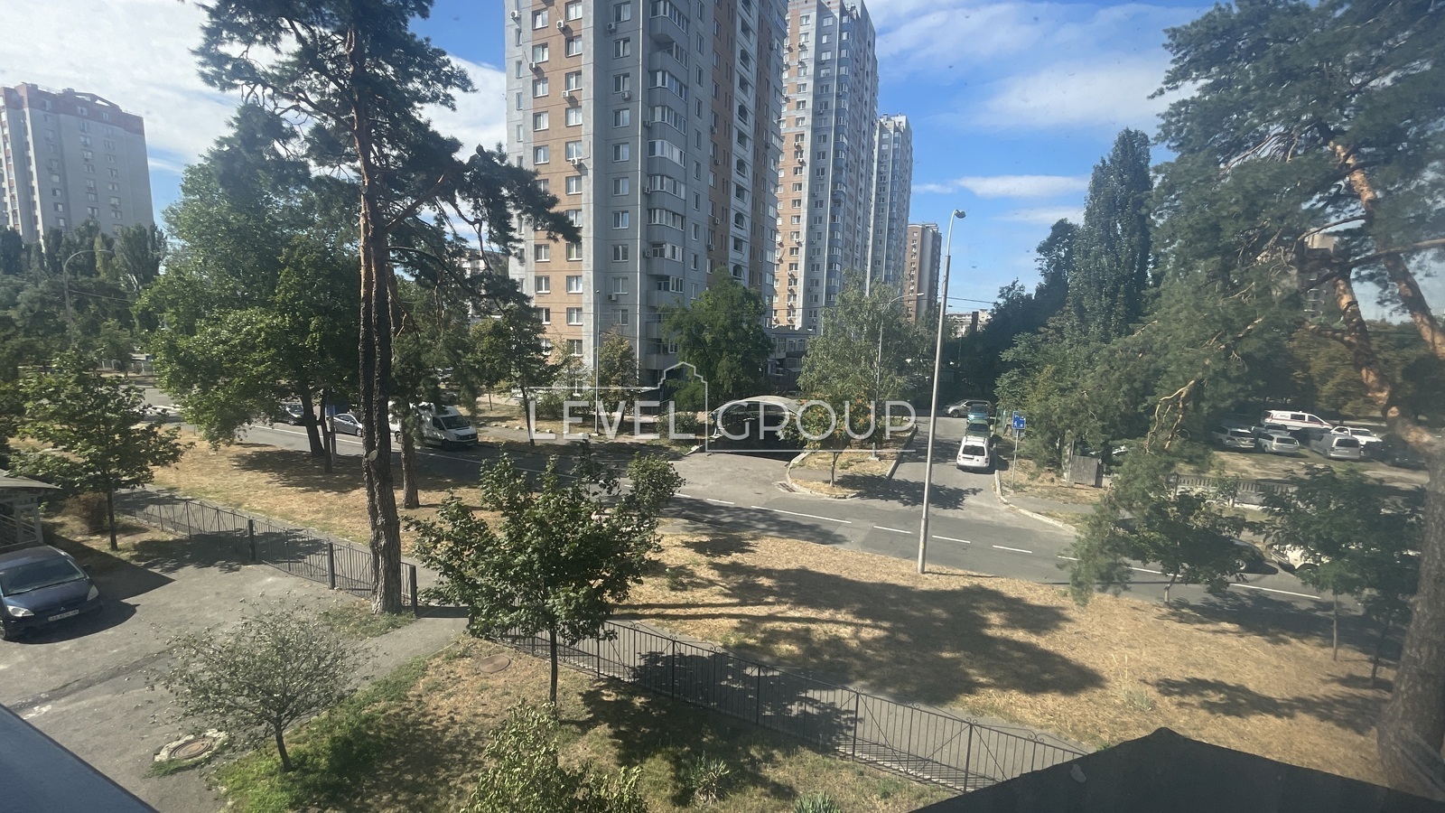 Краківська вул., 15-17