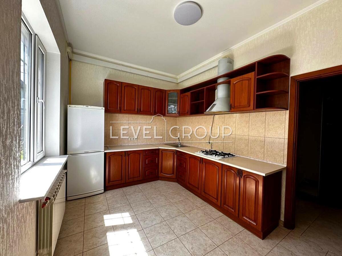 13-а Лінія вул.