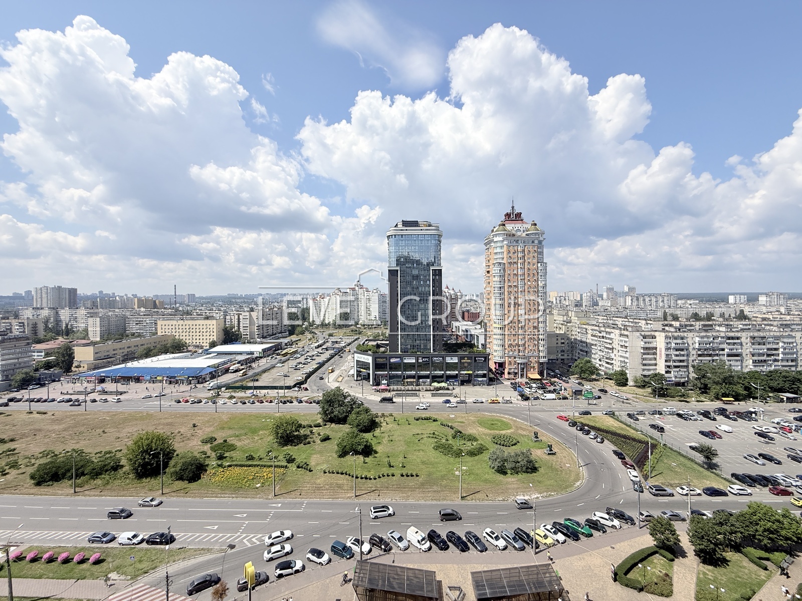 Obolonskyi Avenue, 26