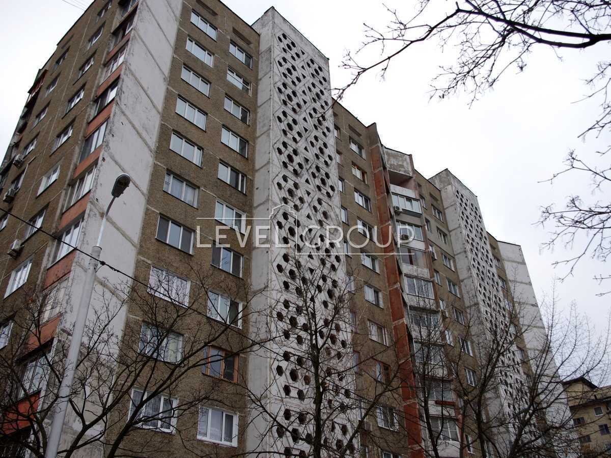 Йорданська вул. (Лайоша Гавро), 4А