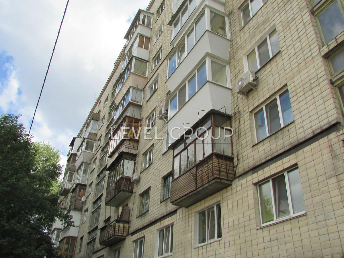 Івана Мазепи вул., 24