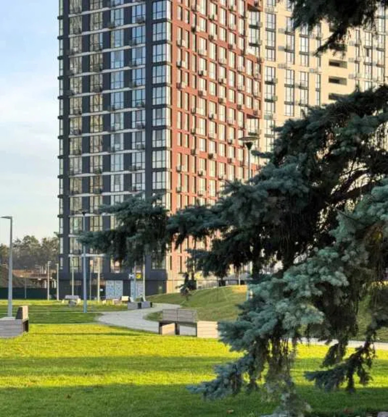 Віктора Некрасова вул. (Північно-Сирецька), 12А