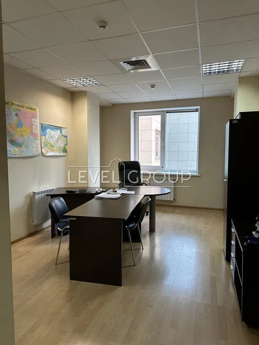 Yuriy Shumsky St., 1