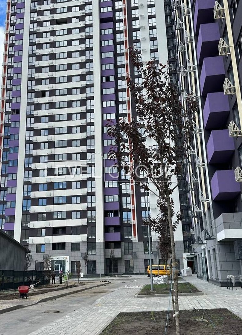 Air Force Ave. (Povitroflotsky), 56